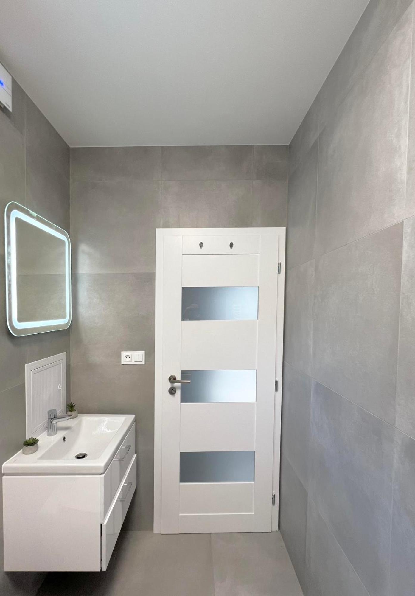 2 Moderne Apartmany 19 A 95 V Sukromi V Centre Mesta Turcianske Teplice Luaran gambar