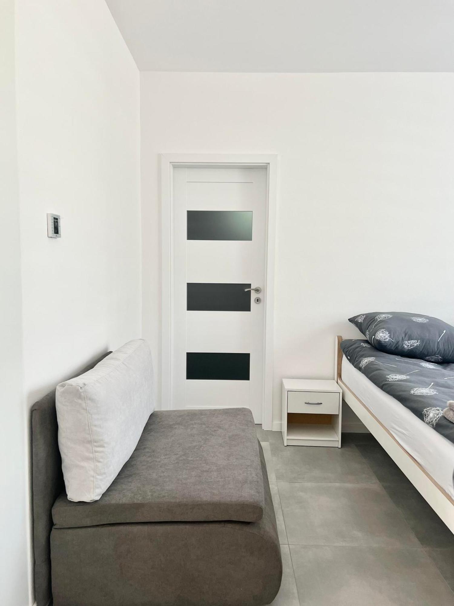 2 Moderne Apartmany 19 A 95 V Sukromi V Centre Mesta Turcianske Teplice Luaran gambar